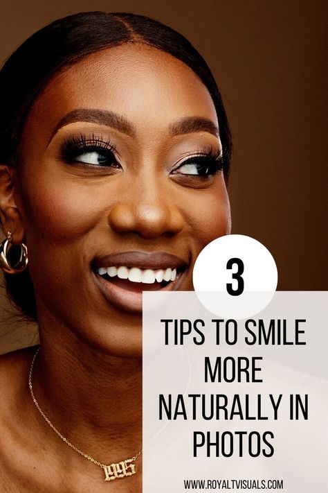 Your smile is the first thing people see in your photo. So here is 3 simple tricks to smile more naturally the next time you’re getting your photo taken. #photography #smile #phototips How To Look Good In Pictures, Be More Photogenic, Natural Smile, Grow Your Instagram, Smile More, Poses For Photos, Eco Friendly Fashion, Your Smile, Fashion Quotes