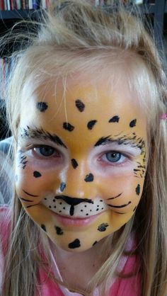 Leopard face paint for kids -start with the white, then yellow and finish off with black hair, spots and whiskers Kids Cheetah Face Paint, Easy Leopard Face Paint, Easy Animal Face Paint Ideas For Kids, Cheetah Face Paint Kids Easy, Leopard Face Paint Easy, Cheetah Face Paint Easy, Lion Makeup Kids, Face Painting Leopard, Jungle Animal Face Paint