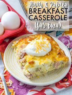 Casserole For Two, Potato Breakfast Casserole, Breakfast Potato Casserole, Ham Breakfast, Ham Potato, Potato Breakfast, Easy Meals For Two, Single Serving Recipes, Breakfast Casserole Easy