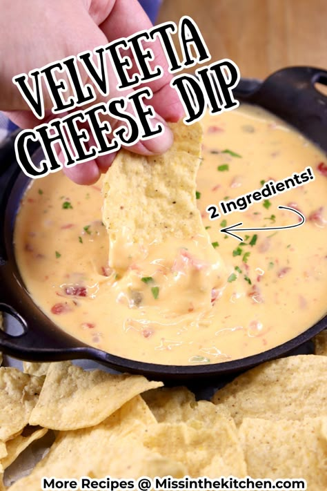 Homemade Queso Dip Velveeta, Velveta Cheese Dip, Velvetta Cheese Dip, Velveeta Chili Cheese Dip, Velveeta Cheese Dip Recipes, Velveeta Queso Dip, Rotel Queso, Velveeta Dip, Chili Con Queso Dip