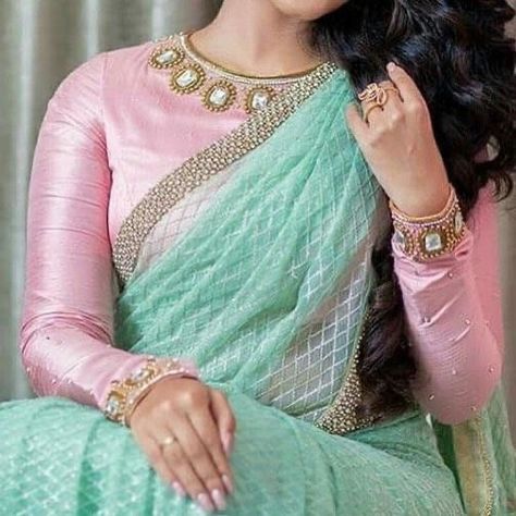 Long Sleeve Blouse Designs, Green Sari, Blouse Designs High Neck, Blouse Designs Catalogue, New Saree Blouse Designs, Blouse Back Neck Designs, Sari Blouse Designs, Silk Saree Blouse Designs, Outfits Dress