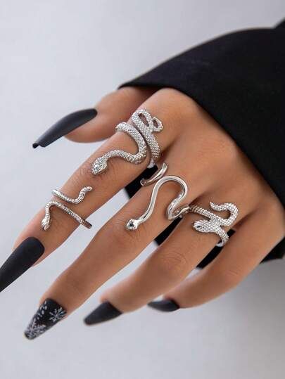 Stackable Rings Silver, Snake Ring Silver, Snake Jewelry, Style Hip Hop, Snake Design, Victorian Rings, Estilo Hip Hop, Snake Ring, Gold Snake