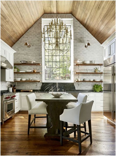 Vaulted ceilings in the kitchen: pros and cons - #kitchen #ideas #hippie #high #ceiling kitchen ideas high ceiling Vaulted Ceiling Shelf, Ceiling Shelf Decor, Shelf Decor Bathroom, Ceiling Shelf, Vaulted Ceiling Ideas, Kitchen With High Ceilings, Vaulted Ceiling Kitchen, Ceiling Shelves, Barrel Ceiling