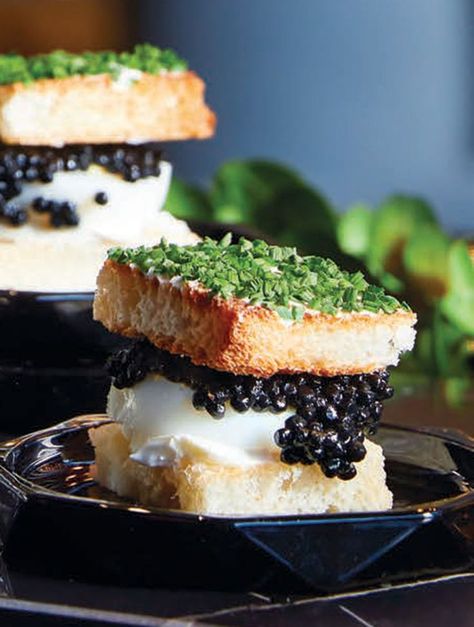 Lumpfish Caviar Recipes, Caviar Photoshoot, Caviar Brunch, Caviar Sandwich, Caviar Dinner, Caviar Tasting, Caviar Bar, Caviar Appetizers, Caviar Dishes