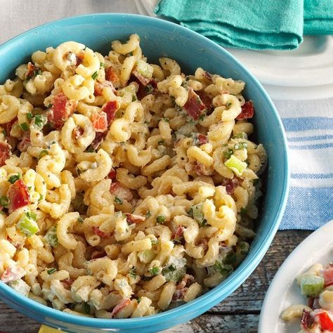 Bacon Macaroni Salad Bacon Macaroni Salad, Pasta With Mayonnaise, Potluck Salad, Best Macaroni Salad, Macaroni Salad Recipe, Cold Pasta Salad, Cold Pasta, Pot Luck, Macaroni Salad