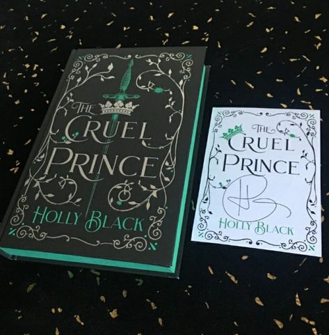 The Cruel Prince Collectors Edition, Cruel Prince Special Edition, Collector Edition Books, Collectors Edition Books, Special Edition Books Covers, Edges Inspiration, Fancy Books, Cose Aesthetic, Bookworm Things