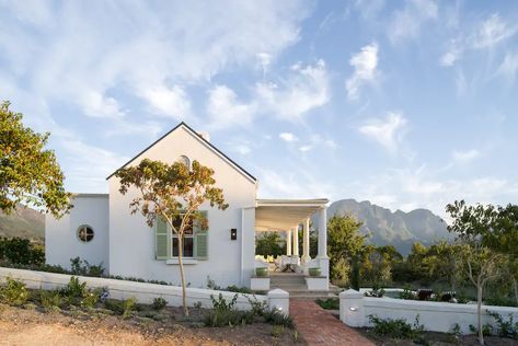 Modern Farmhouse Flooring, Cottage Layout, Cape Dutch, Western Cape South Africa, Cottage Exterior, Cape House, Tiny Cottage, Dream Cottage, Brick Patios