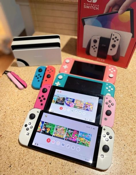 Aesthetic Nintendo Switch Lite, Christmas Gift Ideas Aesthetic, Aesthetic Nintendo Switch, Aesthetic Nintendo, Gift Ideas Aesthetic, Nintendo Lite, Gaming Aesthetic, Nintendo Switch System, Nintendo Switch Case