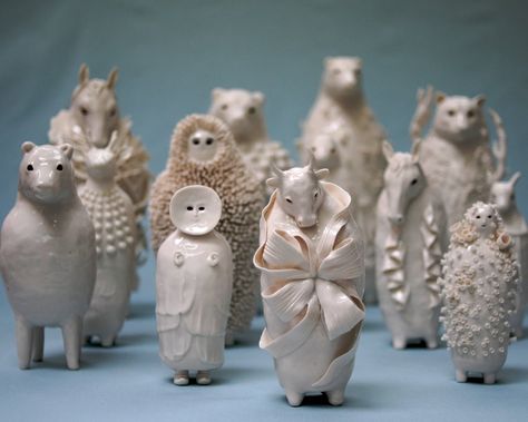 Sophie Woodrow, Strange Animals, Studio Ceramics, Collection Ideas, Sculptures Céramiques, Cerámica Ideas, Ceramic Figures, Falmouth, Ceramic Animals