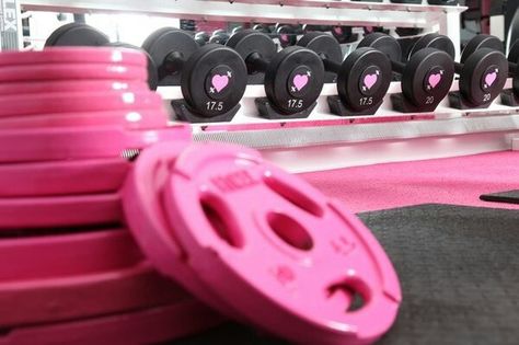 weights <3 Shut Up And Squat, Iron Gym, Barbell Squat, Pink Gym, Fitness Aesthetic, Gym Ideas, All Things Pink, Workout Aesthetic, Gym Fit