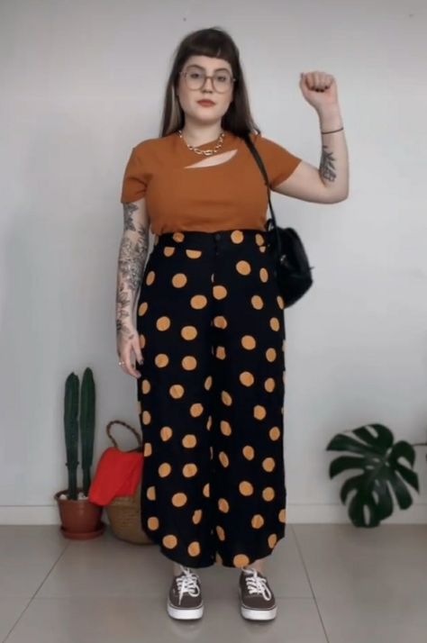 Work Clothes Inspiration, Plus Size Outfits Queer, Plus Size Lesbian Style, Big Waist Outfits, Plus Size Gender Neutral Fashion, Quirky Fashion Plus Size, Queer Plus Size Fashion, Plus Size Queer Fashion, Plus Size Nonbinary Fashion