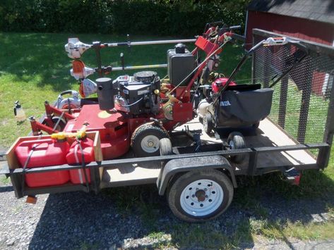 Efficiency mowing setup - small truck / trailer with PICS!!! Mowing Trailer Setup, Landscaping Trailer Setup, Landscape Trailer Ideas, Lawn Care Trailer Setup, Landscaping Trailer, Lawn Equipment Storage, Lawn Trailer, Trailer Upgrades, Lawn Mowing Business