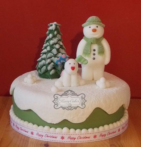 Snowman Christmas Cake, Fondant Christmas Cake, Snowman And The Snowdog, Teddy Cakes, Film Cake, Christmas Themed Cake, Snow Dog, Snowman Cake, Christmas Cake Designs