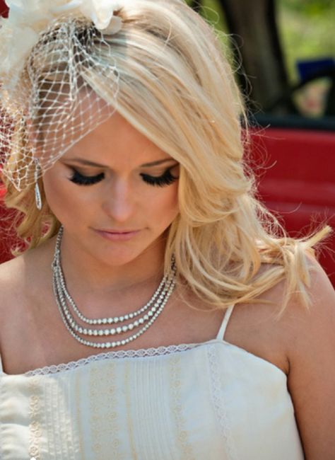 Miranda Lambert. Miranda Lambert Wedding Dress, Miranda Lambert Wedding, Blake Shelton Wedding, Miranda Lambert Hair, Bird Cage Veil, Cage Veil, Birdcage Veil, Miranda Lambert, Blake Shelton