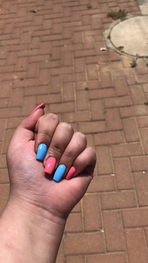 Harry Styles Nails Ideas, Fine Line Nails, Harry Styles Nails Inspired, Harry Styles Outfit Ideas, One Direction Nails, Line Nails, Hslot Outfit Ideas, Hslot Outfit, Concert Nails