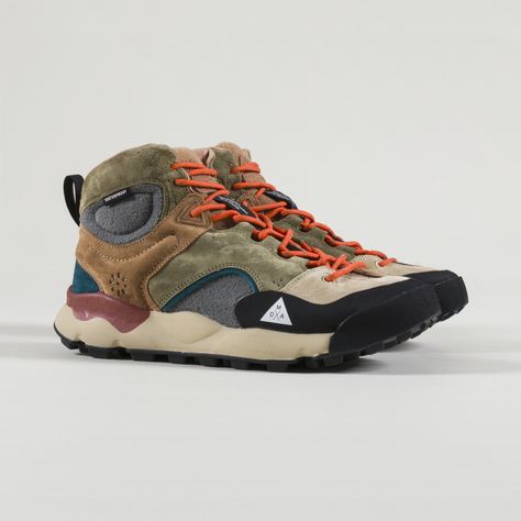 A pair of trainer-boot hybrids from Japanese label Flower Mountain, made from a durable blend of suede and brushed fleece with a waterproof membrane, an EVA midsole and a grippy rubber tread. Flower Mountain Shoes, Military Color, Flower Mountain, Boots Beige, Mountain Shoes, Mid Boots, Fashion Man, Trainer Boots, Men Shoes Size