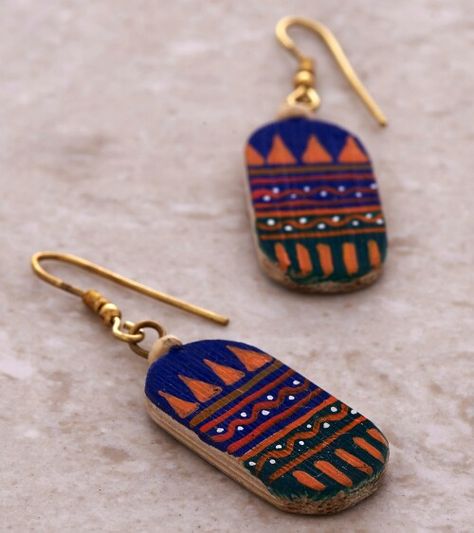 Terracota Earrings, Mandala Products, Simple Earing, Painting Earrings, Painted Jewellery, Terracotta Jewellery Designs, Macrame Colar, Polymer Clay Flower Jewelry, Fabric Jewellery