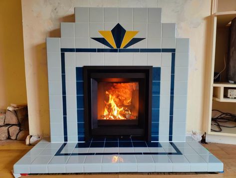 Craddock all tiled fireplace with extended hearth containing pad and line detail 1930s Fireplace Surround, Art Deco Tiled Fireplace, Art Deco Fireplace Surround, 1930s Fireplace, Art Deco Motif, Art Deco Fireplace, Art Deco Tiles, Fireplace Tile, Detached House