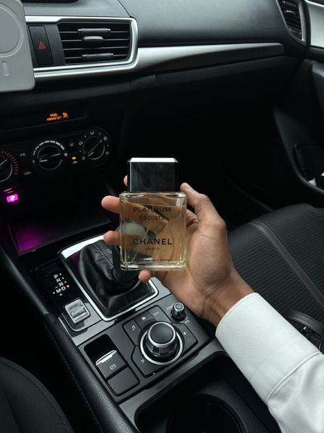 Luxury Cologne, Fragrance Aesthetic, Mens Outdoor Fashion, Cologne Collection, Chanel Men, Men Skin Care Routine, Best Perfume For Men, Men Cologne, Sensual Seduction