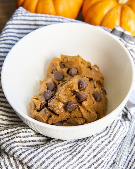 Pumpkin Cookie Dough Edible, Pumpkin Spice Edible Cookie Dough, Edible Pumpkin Cookie Dough, Late Night Dessert, Pumpkin Cookie Dough, Cookie Dough For One, Edible Cookie Dough Recipe, Pumpkin Cookie, Cookie Dough Bites