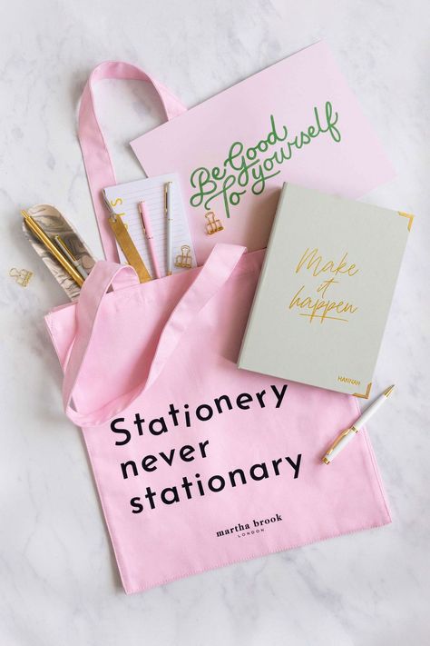 Stationery Office Design, Stationary Photography Ideas, Stationary Product Photography, Stationary Photography, Stationery Haul, Stationary Ideas, Personalised Stationery, Stationery Obsession, Stationery Ideas