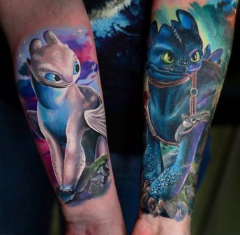 source Light And Night Fury Tattoo, How To Train Your Dragon Tattoo, Toothless Dragon Tattoo, Dory Tattoo, Toothless Tattoo, Cute Disney Tattoos, Partner Tattoos, Frames Design Graphic, Frames Design