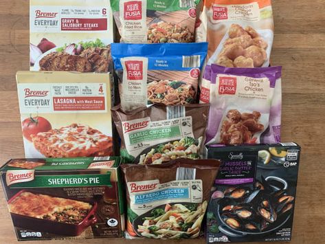 Has your family ever tried these frozen meals? READ MORE... Aldi Dinners, Healthy Foods To Buy, Frozen Dinner, Buttery Mashed Potatoes, Summertime Snacks, Aldi Meal Plan, Hormel Recipes, Aldi Recipes, Quick And Easy Soup