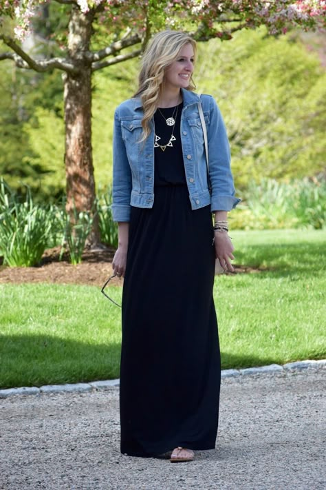 Maxi Skirt Denim Jacket, Maxi Skirt With Denim Jacket, Jeans Jacket And Dress Outfit, Dresses With Blue Jean Jacket, Long Dress With Denim Jacket, Denim Jacket With Dress Outfit, Black Dress With Jean Jacket Outfit, Denim Jacket Over Dress, How To Style A Long Black Dress