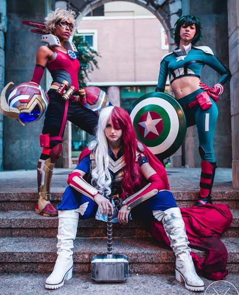 When your Marvel Hero Academia group is about to drop the hardest mixtape of all time 😆⠀ ⠀ Group concept designs are by me⠀ Iron Man/Bakugo… Bakugo Cosplay, Deku Cosplay, My Hero Academia Cosplay, Mha Cosplay, Epic Cosplay, Cosplay Diy, Cosplay Tips, My Hero Academia Memes, Cosplay Characters