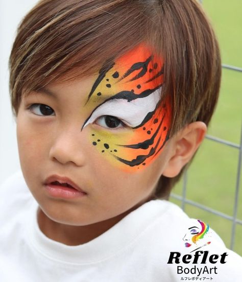 Ladybird Face Paint, Toothless Face Paint, Easy Boy Face Paint, Small Face Painting Ideas Cheek Art, Jaguar Face Paint, Quick Face Paint, Sports Face Paint, Car Face Paint, Simple Face Painting Ideas For Kids