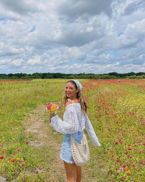 Grey Bandit (@greybandit) • Instagram photos and videos Natalie Downey, Grey Bandit, Spring Aesthetic, Hello Spring, All Smiles, Pacific Coast, Flower Field, Photo Inspo, Country Girls