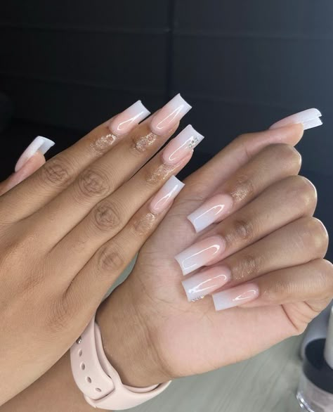 Square Acrylic Nails Valentines Day, Everyday Acrylic Nails, Plain Acrylics, Short Acrylic Designs, Plain Acrylic Nails, Colored Acrylic Nails, French Tip Acrylic Nails, Glow Nails, Classy Acrylic Nails