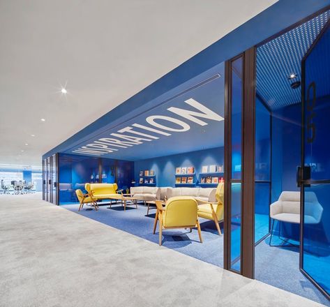 Caixabank Offices | Miriam Barrio Office Interior Design With Window, Blue Yellow Office, Blue Office Interior, Vibrant Office Design, Way Finding, Modern Office Interiors, Corporate Office Design, Blue Office, School Interior