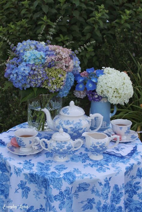 Tea & Hydrangeas Vitex Tree, Vanilla Strawberry Hydrangea, Strawberry Hydrangea, Hydrangea Season, Valentines Brunch, Old Time Christmas, Victoria Magazine, Shadow Of The Almighty, Blue Tea