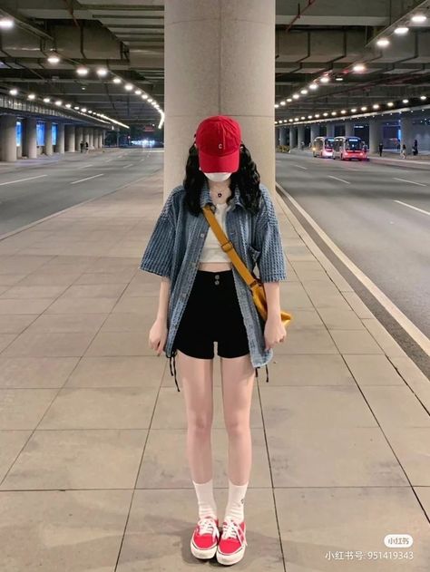 Tomboy Girly Outfits, Korean Summer Outfits, Simple Style Outfits, Anime School, Cosplay Kawaii, Girl Cat, Korean Casual Outfits, Japanese Kawaii, Easy Trendy Outfits