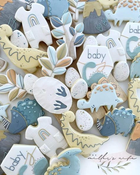 Gender Reveal Dinosaur Theme, Dinosaur Baby Shower Cookies, Dino Theme Cookies, Watercolor Dinosaur Cookies, Dinosaur Print Cookies, Dino Cookies, Dinosaur Baby Shower Theme, Smart Cookies, Dinosaur Cookies