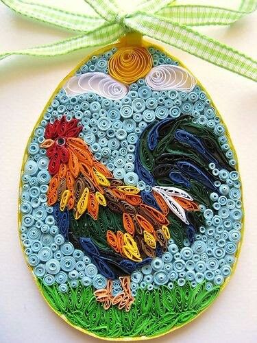 quilled Easter egg with rooster Quilling Flowers Tutorial, Easter Tree Ornaments, Arte Quilling, Quilling Animals, Origami And Quilling, Quilling Work, Quilling Christmas, Quilling 3d, Paper Quilling Patterns