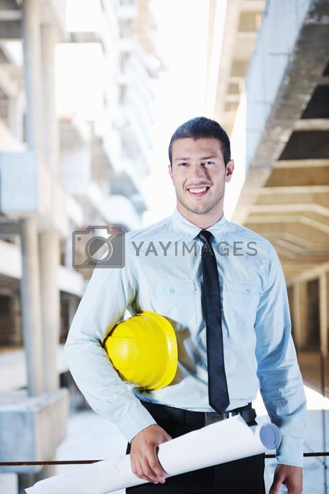 Construction Headshots, Engineer Photography, Architect Photoshoot, Creative Headshots, Architect Engineer, Professional Headshots Women, Headshot Ideas, Social Media Sizes, Headshot Poses