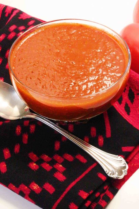 Chipotle Salsa Recipe, Jalapeno Salsa Recipe, Jalapeño Salsa, Chipotle Salsa, Roasted Tomatillo Salsa, Roasted Tomatillo, Mild Salsa, Spicy Salsa, Recipes Dessert