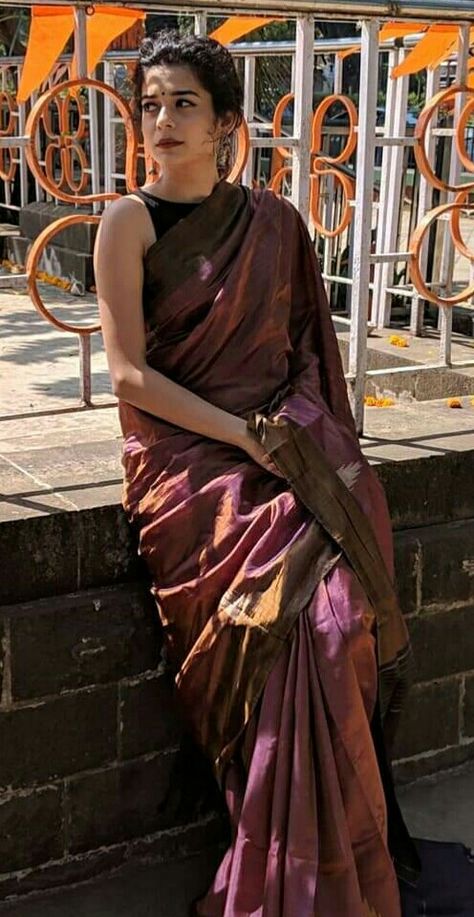 Silky Saree, Boutique Saree, Androgynous Models, Western Dresses For Women, Mithila Palkar, Trendy Outfits Indian, Indian Sari Dress, Modern Saree, Indian Saree Blouses Designs