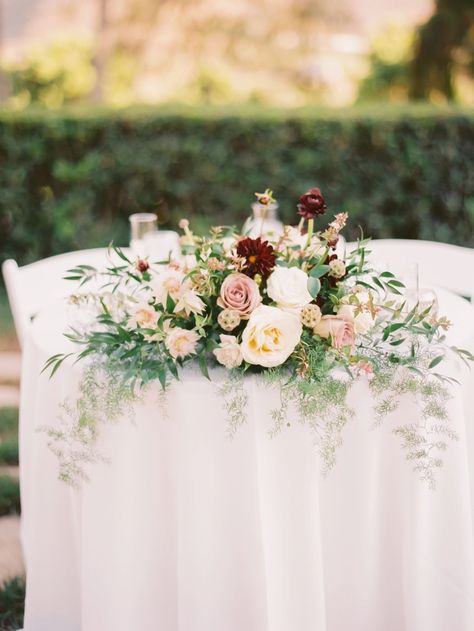 Wedding Top Table Flowers, Sweetheart Table Flowers, Top Table Flowers, Burgundy Wedding Centerpieces, Wedding Drapery, Wedding Top Table, Bridal Party Tables, Burgundy And Blush Wedding, Head Tables