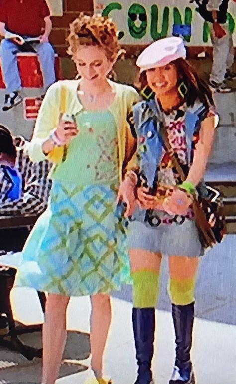 Stuck In The Suburbs Outfits, 2000s Disney Channel Outfits, Disney Channel Outfits, Stuck In The Suburbs, Movie Fits, 2000s Disney, Channel Outfits, Outfit Disney, Movie Outfits