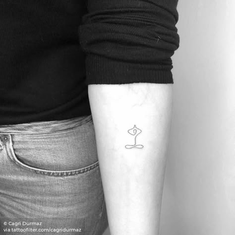 Meditation Tattoo, Culture Of India, Patriotic Tattoos, Explore Tattoo, Inner Forearm, Minimalist Line Art, Minimalist Drawing, Home Tattoo, Flower Food