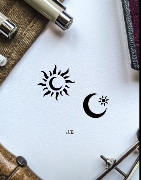 Sun And Moon Love Tattoo, His And Hers Sun And Moon Tattoo, Day And Night Tattoo Matching, Small Tattoo Spiritual, Couples Sun And Moon Tattoo, Sun And Moon Tattoo For Men, Tattoo Ideas Moon And Sun, Tattoo Sun And Moon, Block Tattoo