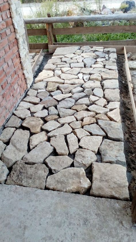 Paving Ideas, Backyard Walkway, Garden Stairs, Stone Walkway, Garden Walkway, Stone Pathway, Garden Design Plans, Stone Path, Garden Pathway