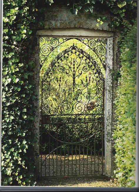 Is there a thing as being too ornate?   No really, is there? Antique Garden Gate, Ornate Gate, Architecture Staircase, Tor Design, Garden Gates And Fencing, Ornate Garden, Metal Garden Gates, Iron Garden Gates, Garden Gate Design