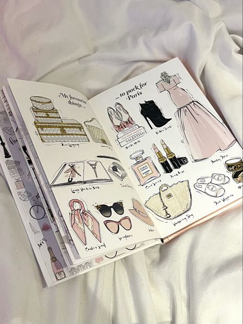 Blair Waldorf Gossip Girl, Fashion Journals, Fashion Collage, Pink Girly Things, Blair Waldorf, Just Girly Things, Fashion Books, Up Girl, Mode Inspiration