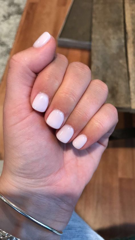 Dip On Short Natural Nails, Pink White Dip Nails, Short Square Round Gel Nails, White Gel Nails Short Square, Short Nails Powder Dip, Short Round Sns Nails, Cotton White Nails, Dip Powder White Nails, Dip Nails On Natural Nails