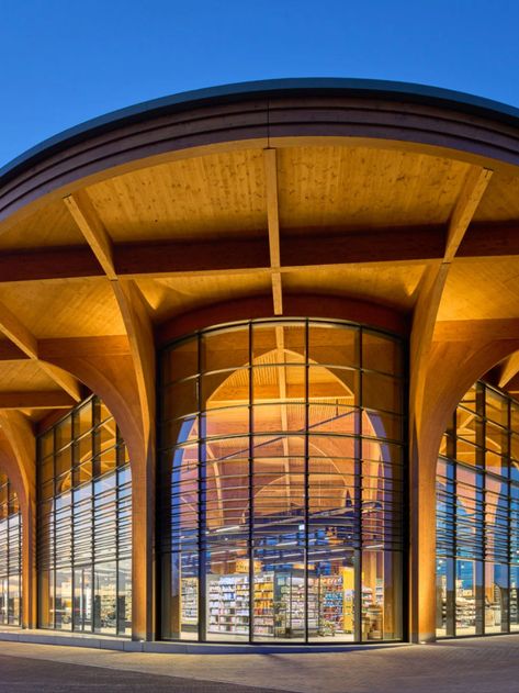 Working with the latest mass timber technology, architects across Europe are redefining grocery stores to support community and sustainability goals. Sustainable Grocery Store, Grocery Store Architecture, Mass Timber, Store Architecture, Grocery Stores, Grocery Store, New Design, Architects, Sustainability