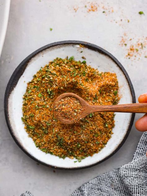 Gyro Meat Seasoning, Gyros Seasoning Recipe, Gyro Spice Blend, Gyros Lamb, Gyro Seasoning Recipe, Gyros Spice Recipe, Gyro Recipes, Chicken Gyro Seasoning, Ground Lamb Seasoning